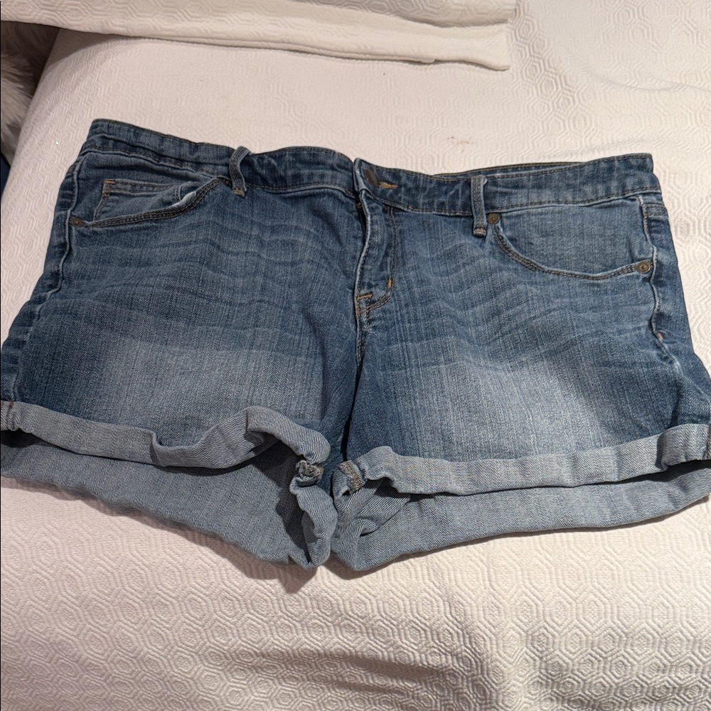 Mossimo Denim Women's Shorts mid rise midi